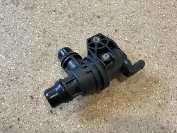BMW Värmesventil OEM 9896408 - Begagnad OE-Del image 10