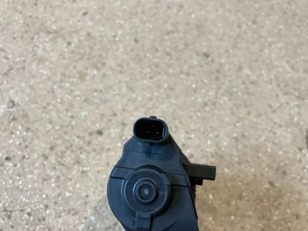 BMW Värmesventil OEM 9896408 - Begagnad OE-Del image 3