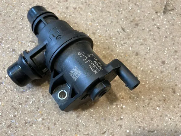 BMW Värmesventil OEM 9896408 - Begagnad OE-Del image 7