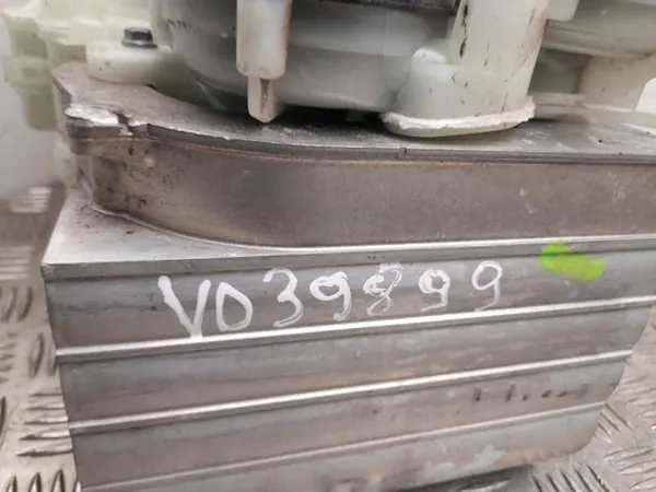 Réservoir de liquide de refroidissement Tesla OEM 1506859-00-E image 5