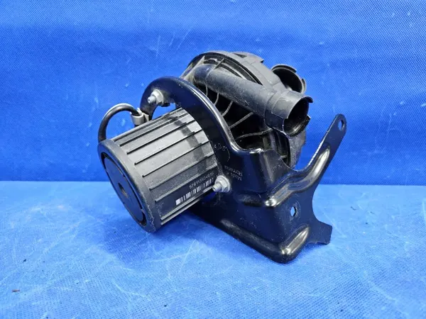 Pompe à air secondaire Audi A6 C7 50 TFSI OEM 079959231A image 5