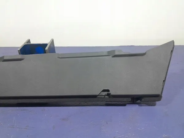 Audi Q7 II rechte Kofferraumabdeckung OEM 4M0863528J image 3
