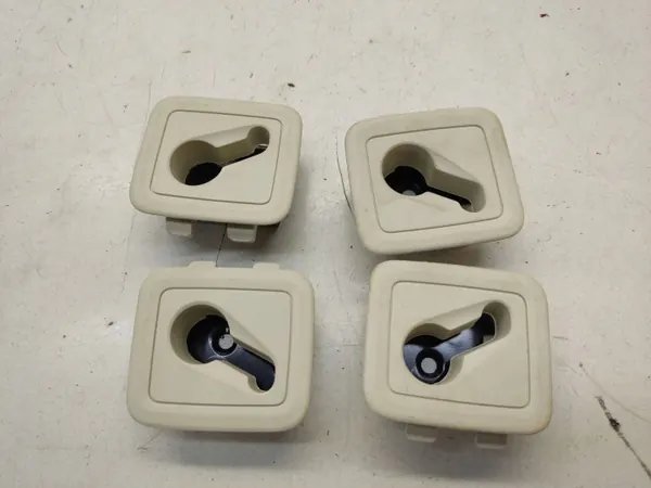 Bagageruimte Adapter OEM 5G9861818 voor VW image 2