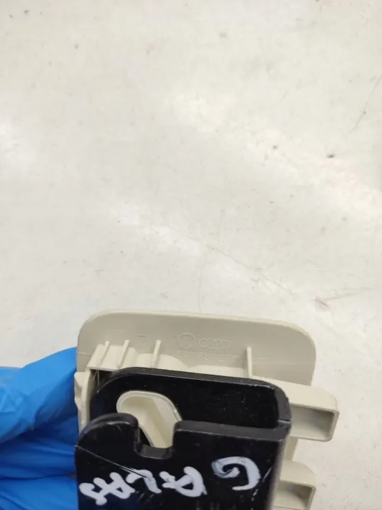 Bagageruimte Adapter OEM 5G9861818 voor VW image 6