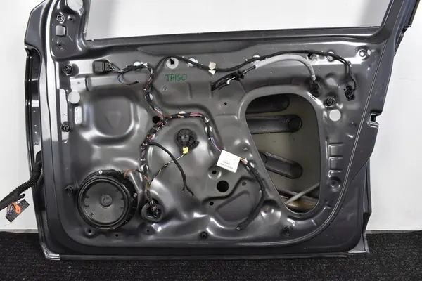 Fram Höger Dörr Volkswagen Taigo Polo VI LB7Q image 7