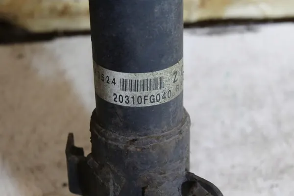 Ammortizzatore anteriore destro Subaru Impreza III GH 20310FG040 image 5
