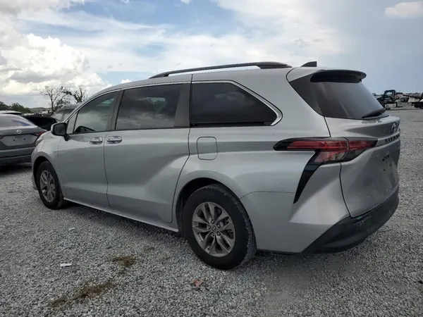 Filtre à Vapeur de Carbone Toyota Sienna XL40 2021- image 5