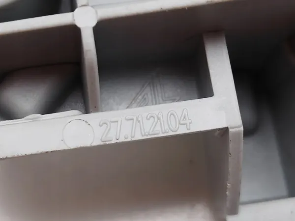Volvo C30 Rückleuchten-Fassung OEM 27712104 image 6