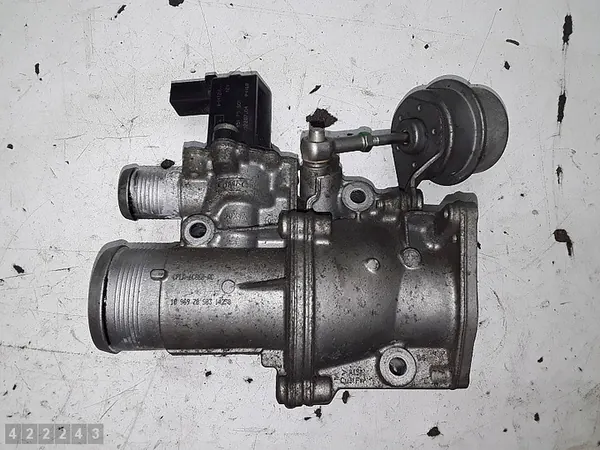 Vanne EGR Land Rover Range Rover IV 3.0L Diesel 2015 image 1