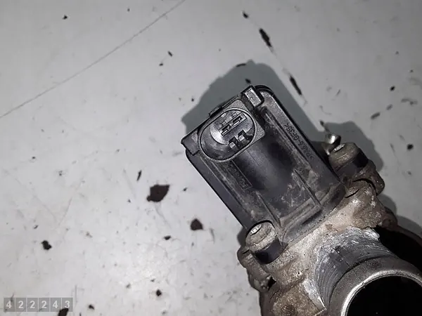 Vanne EGR Land Rover Range Rover IV 3.0L Diesel 2015 image 4