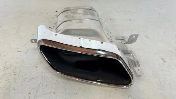 OEM 31455531 Oikea pakoputken pää Volvo S60 V60 image 2