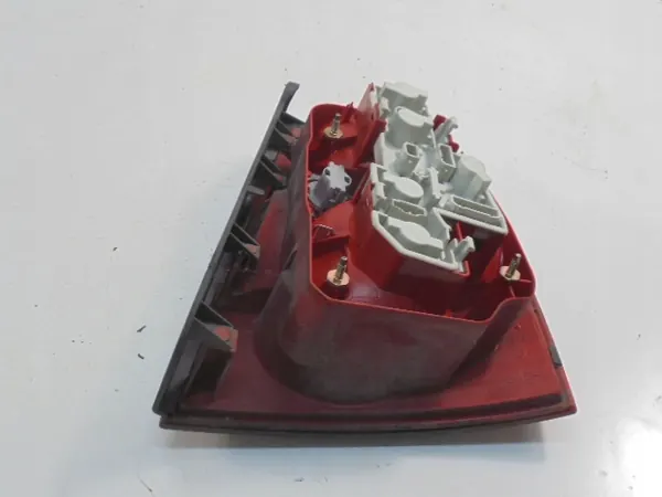 Luz trasera izquierda VW Passat B5 Sedan Lift image 3