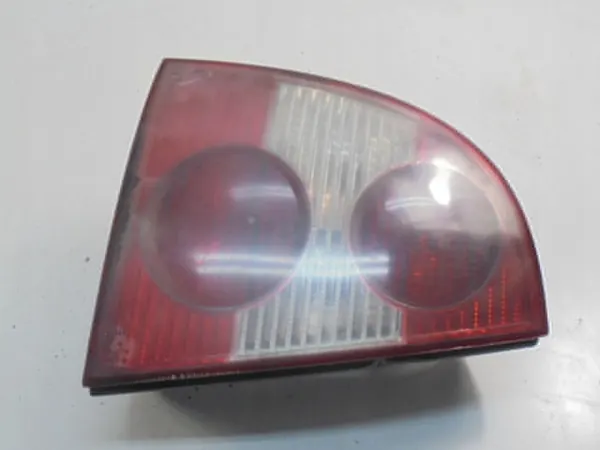 Luz trasera izquierda VW Passat B5 Sedan Lift image 5