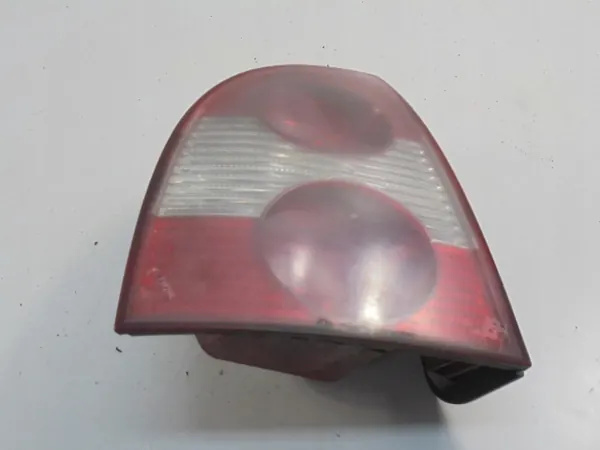 Luz trasera izquierda VW Passat B5 Sedan Lift image 7
