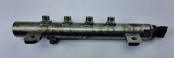 Brandstofrail Alfa Romeo Opel Fiat 1.9 JTDM 0445214058 image 3