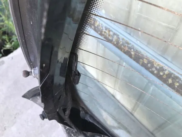 Luna trasera OEM Szyba tylna Peugeot 307 - Usada image 8