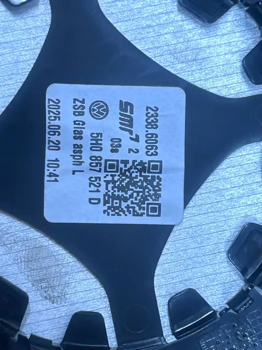 VW GOLF VII 8 VASEN PEILIINSERTTI 5H0857521D image 3