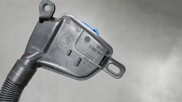 BMW OEM 7427885 9478352 Scheibenwaschbehälter image 9