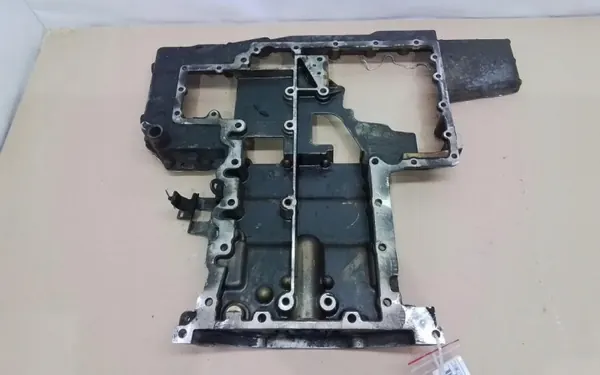 Oliepan Audi A8 D3 6.0 W12 OEM 07C103805A image 2