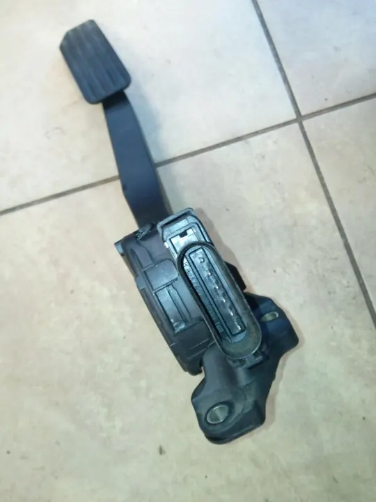 Pédale d'accélérateur OEM BJ32-9F836-CB pour Range Rover Evoque image 3