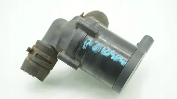 Vattenpump Porsche Cayenne I 4.5 V8 7L0965561D image 3