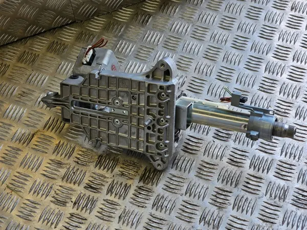Mercedes-Benz Lenkradsperre OEM PP169460596 image 3