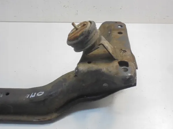 Poutre de suspension avant Opel Omega A OEM AK-12-725100 image 6