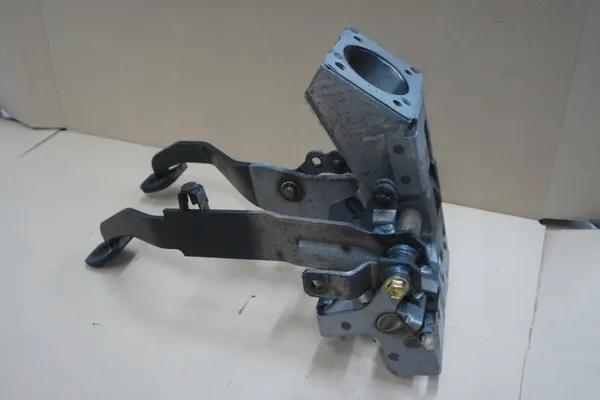 Pédales Embrayage & Frein Suzuki Grand Vitara II OEM image 10