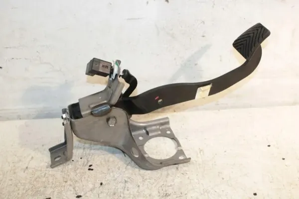 Rempedaal OEM 32800A5900 voor Kia Cee'd SW 2015 image 3