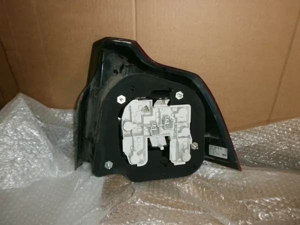 Lámpara Trasera Izquierda para Volvo S40 2009 image 2