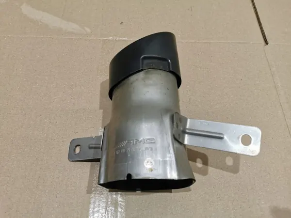 Mercedes A35 W177 vasen pakopää OEM A1774907900 image 8