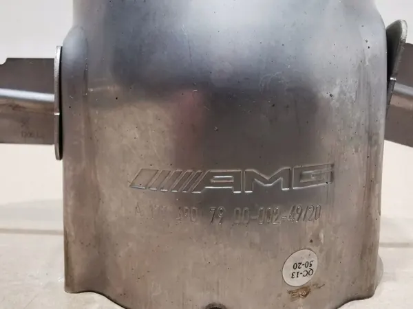Mercedes A35 W177 vasen pakopää OEM A1774907900 image 9