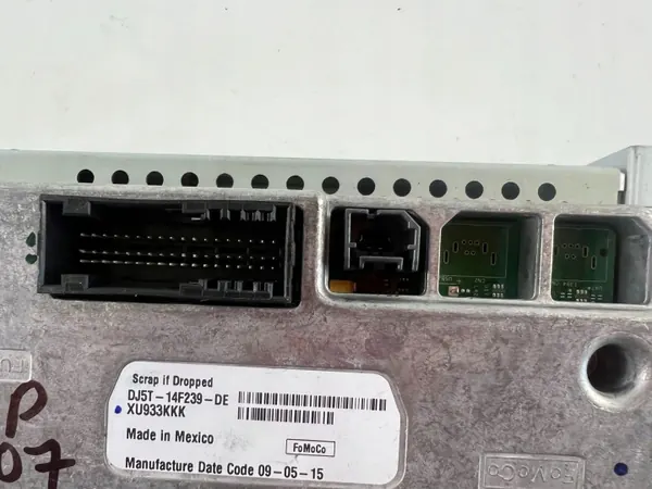Ecrã navegação Ford C-Max II OEM DJ5T14F239DE image 3