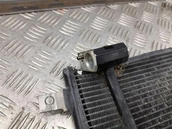 A/C Condensor OEM 4H0260401C voor Audi A8 D4 3.0 TDI image 6