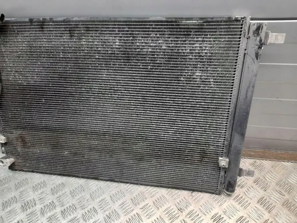 A/C Condensor OEM 4H0260401C voor Audi A8 D4 3.0 TDI image 9
