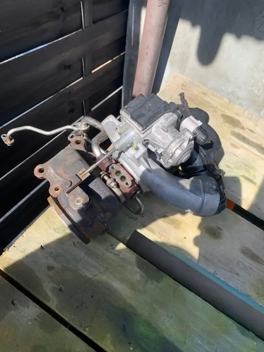 Turbo VW Seat Škoda Audi 1.4 TSI 04E145713P image 5