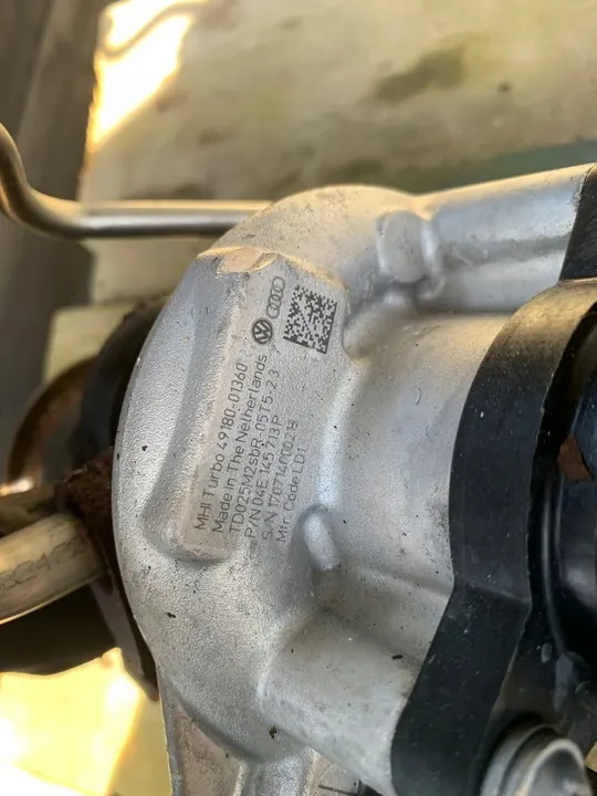 Turbo VW Seat Škoda Audi 1.4 TSI 04E145713P image 6