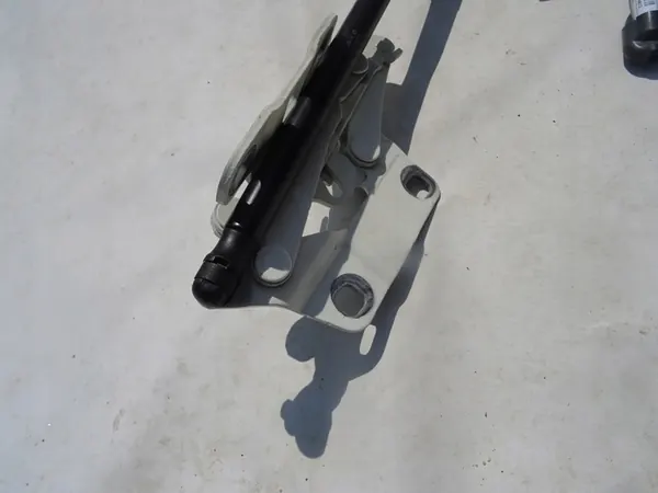 MERCEDES HOOD LIFT SUPPORT ML W166 OEM A1669802364 image 4