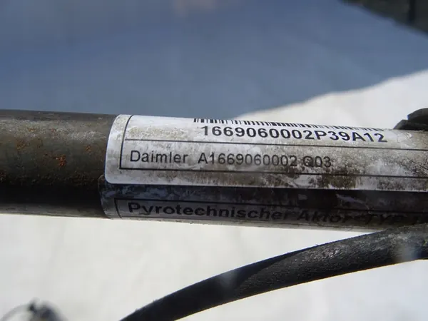 MERCEDES HOOD LIFT SUPPORT ML W166 OEM A1669802364 image 9