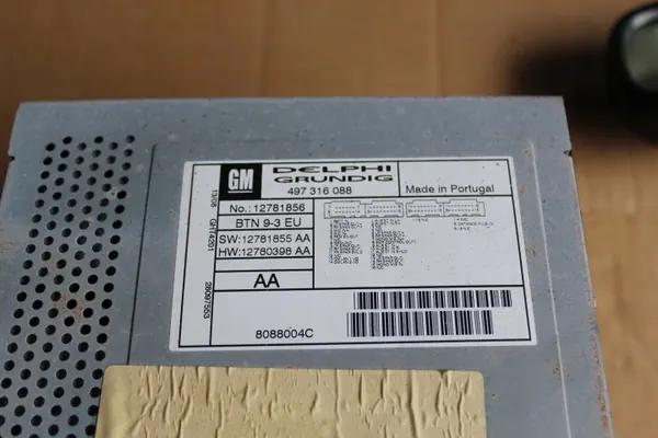 Saab 9-3 Lift II Radio Navigation OEM nawigachajfrbybw2 image 3