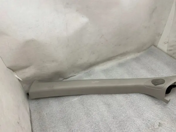 OEM 769121938R Fram Vänster Pelaröverdrag Renault Trafic image 5