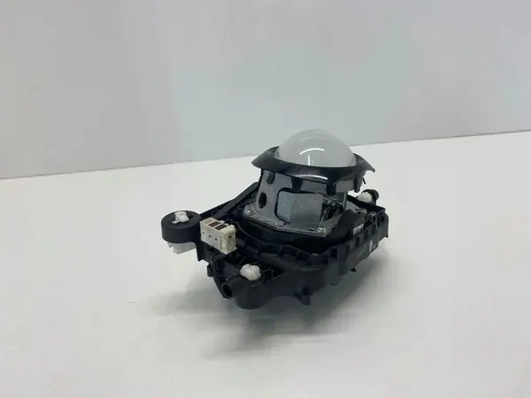 Capa de Farol Dianteiro VW TOUAREG 2012 16254410 image 1