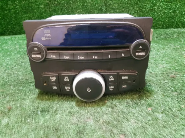 Gebrauchtes Chevrolet Spark II Radio OEM 95986359 image 2