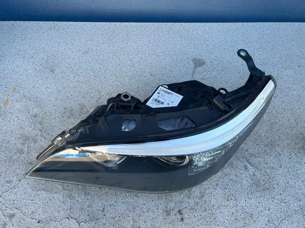 Farol Xenon Esquerdo BMW E60 E61 LCI EU 7177751 image 2