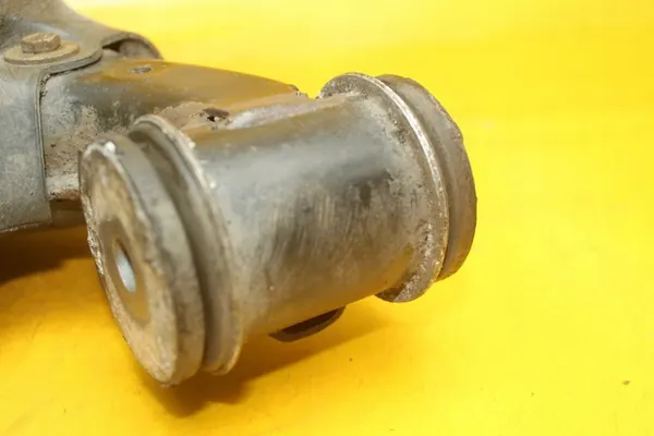 Braccio di Controllo Posteriore Destro Audi A6 C6 image 5