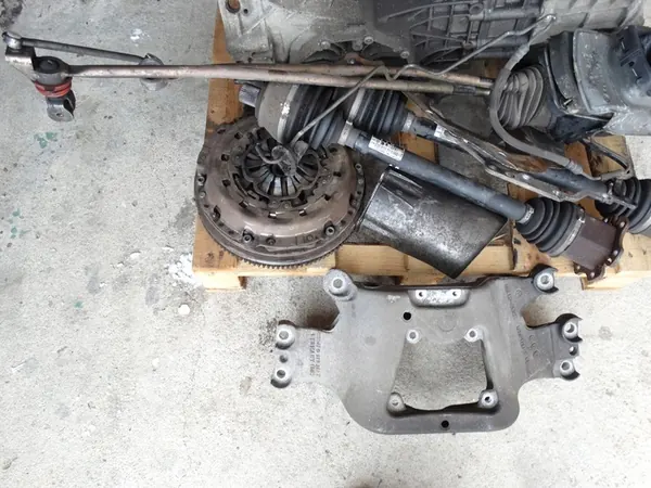 Automaatti Manuaaliksi Muunnos Audi A6 C6 2.0 TFSI image 4