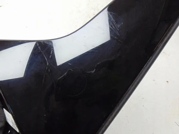 Spoiler OEM 3J0827939C041 Noir Brillant Occasion image 7