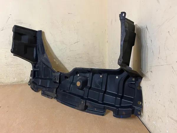 Motorplåt TOYOTA YARIS 2 1.3 VVTI 51441-0D100 image 3