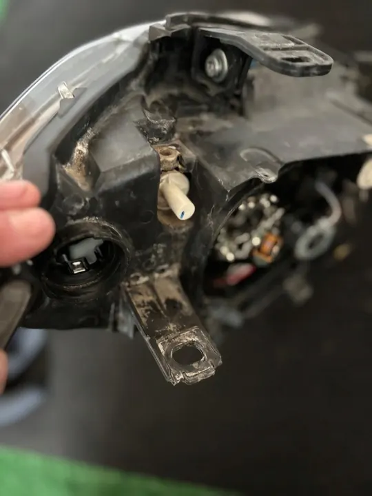 Farol Esquerdo BMW E87 E88 Série 1 Bi-Xenon OEM 90004813 image 4