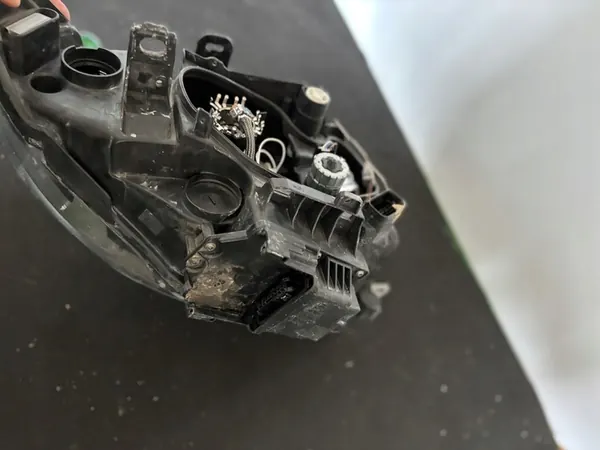 Farol Esquerdo BMW E87 E88 Série 1 Bi-Xenon OEM 90004813 image 6